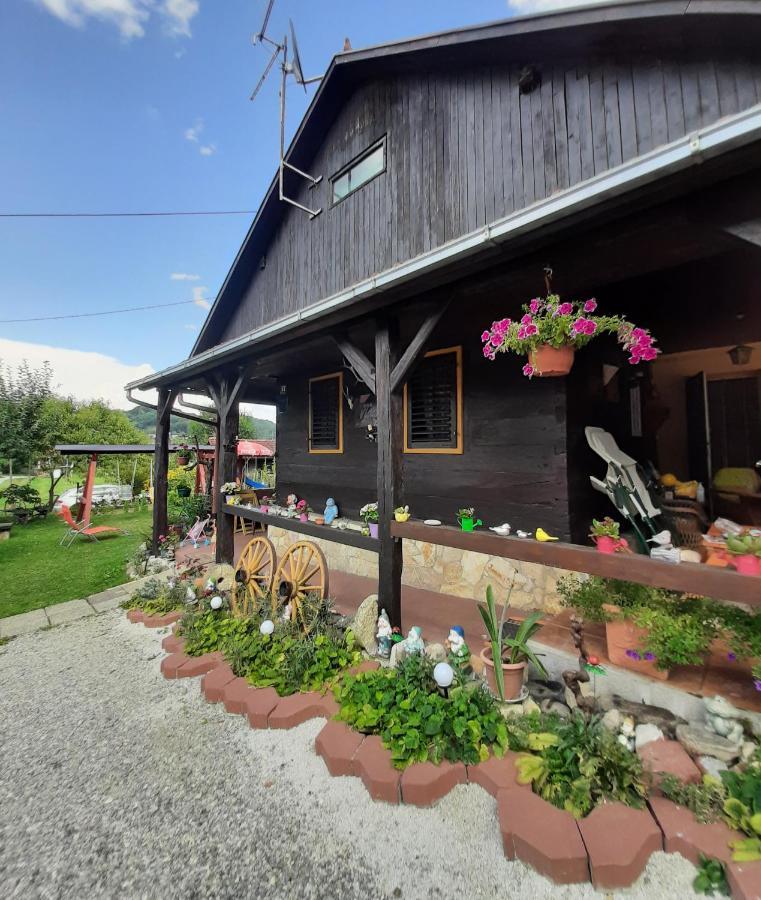 Kuca Viola, Traditional Wooden House In Тухель Экстерьер фото