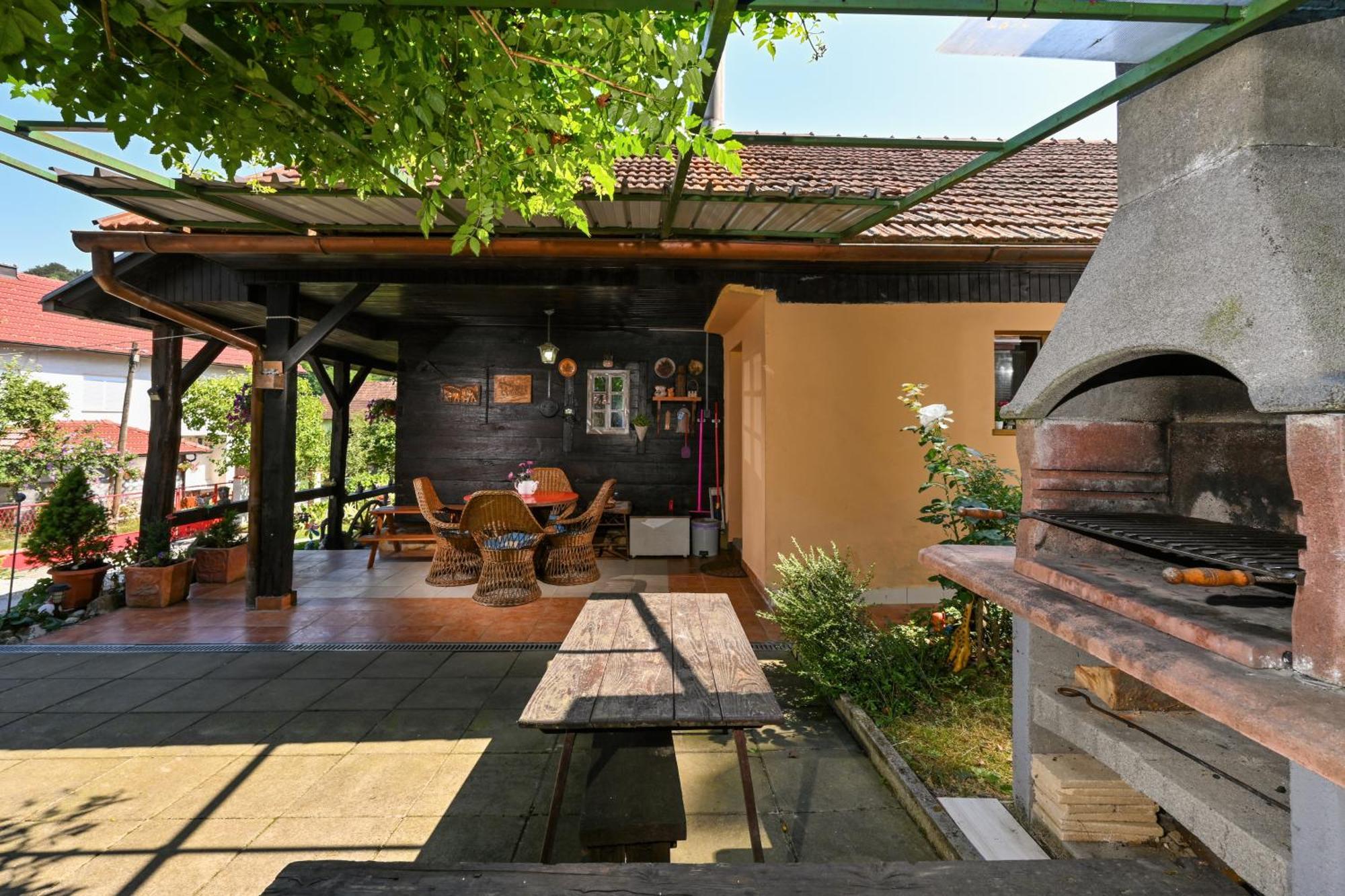 Kuca Viola, Traditional Wooden House In Тухель Экстерьер фото
